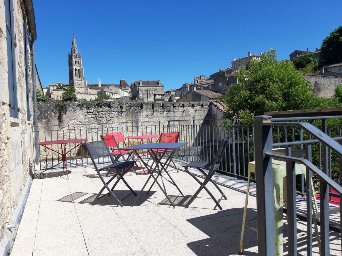Les Logis Des Vignobles Saint Emilion En Duplex N 2 Avec Terrasse Apartment Екстериор снимка